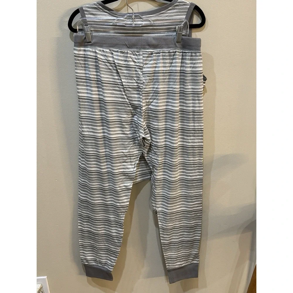 Splendid Women's Tank Top Shirt‎ and Jogger Pant Pajama Set Size Medium Striped